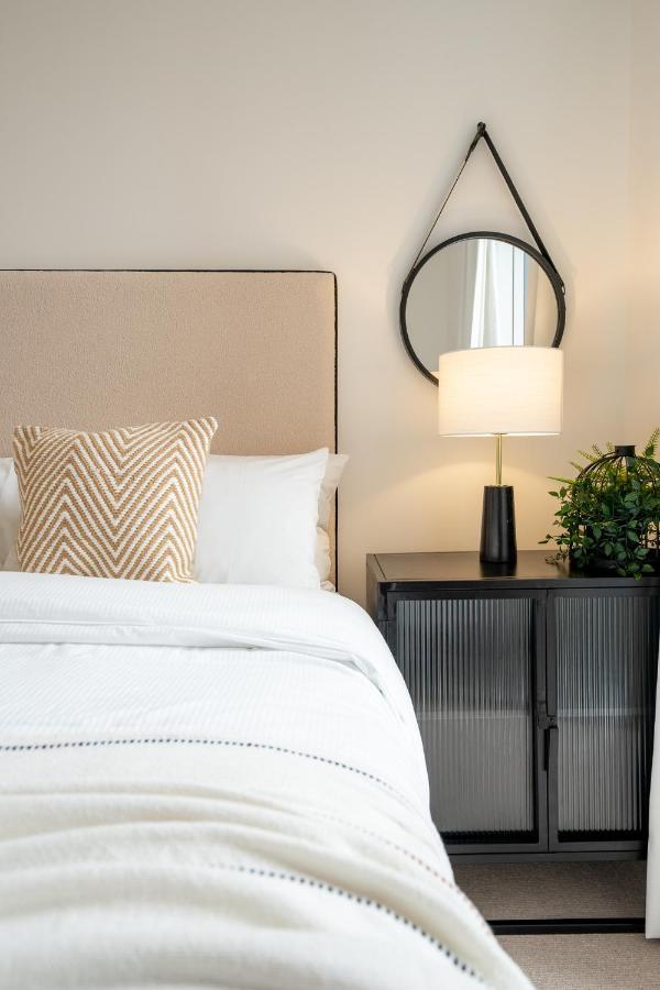 Luxurious Spacious 2Bed Suites Skyline River Views By Canary Wharf Лондон Экстерьер фото